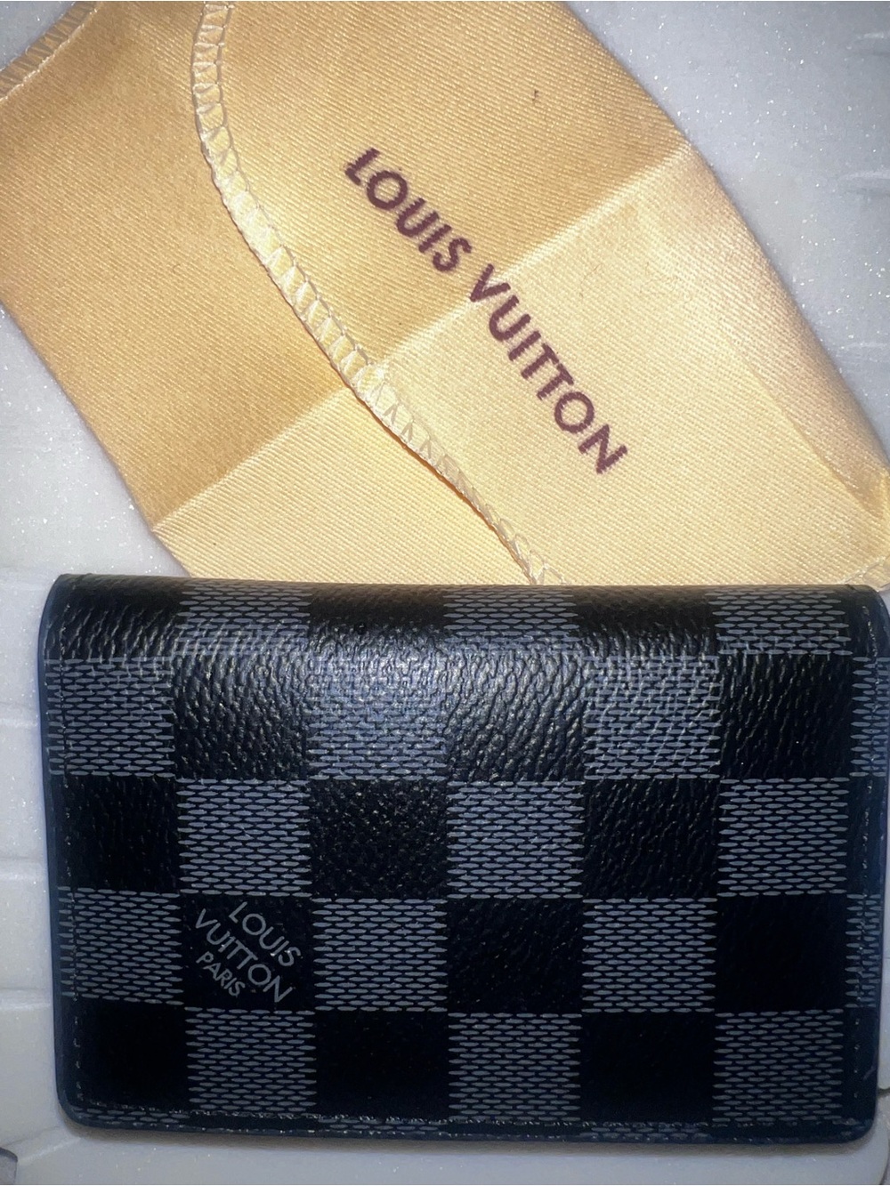 Women’s Men’s Unisex Card Holder wallet not authenic